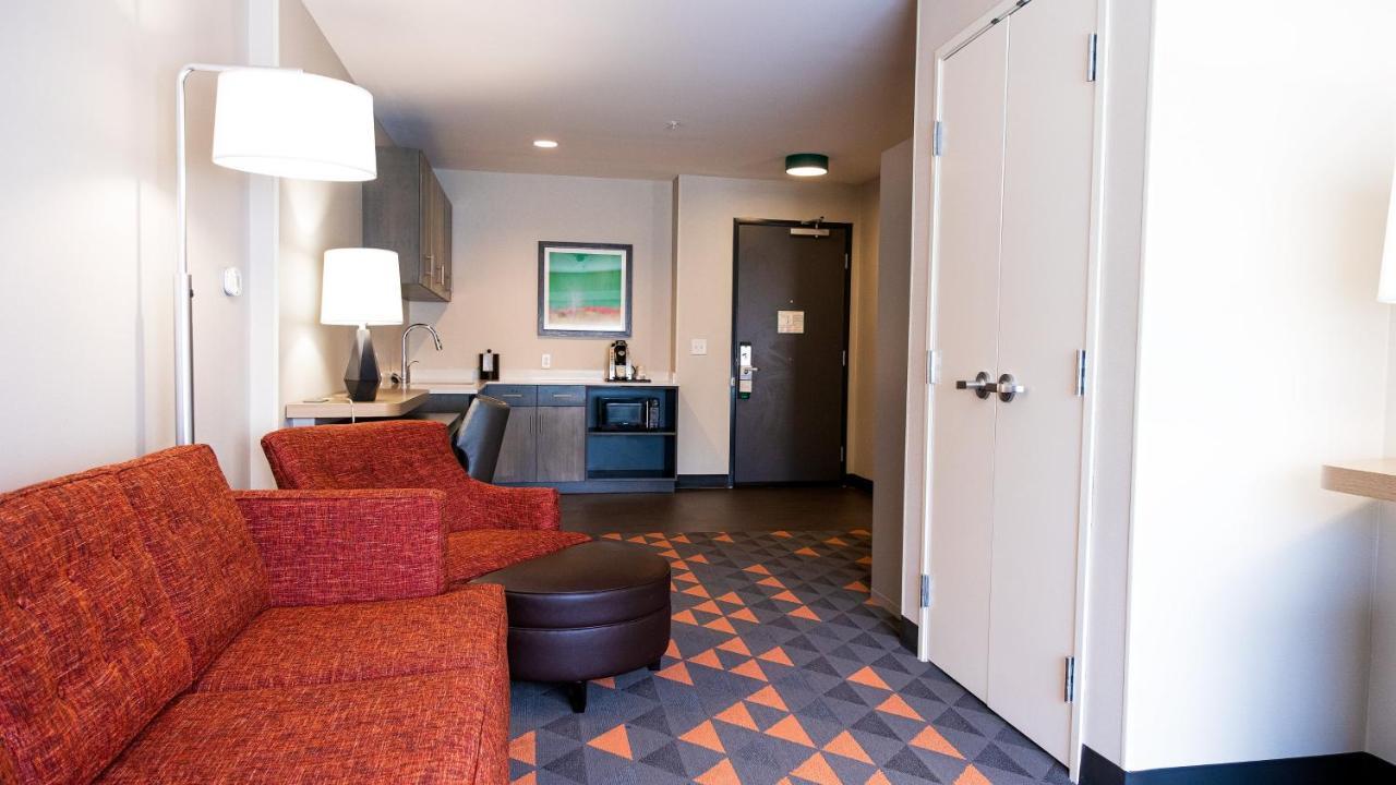 Holiday Inn & Suites Philadelphia W - Drexel Hill By Ihg Luaran gambar
