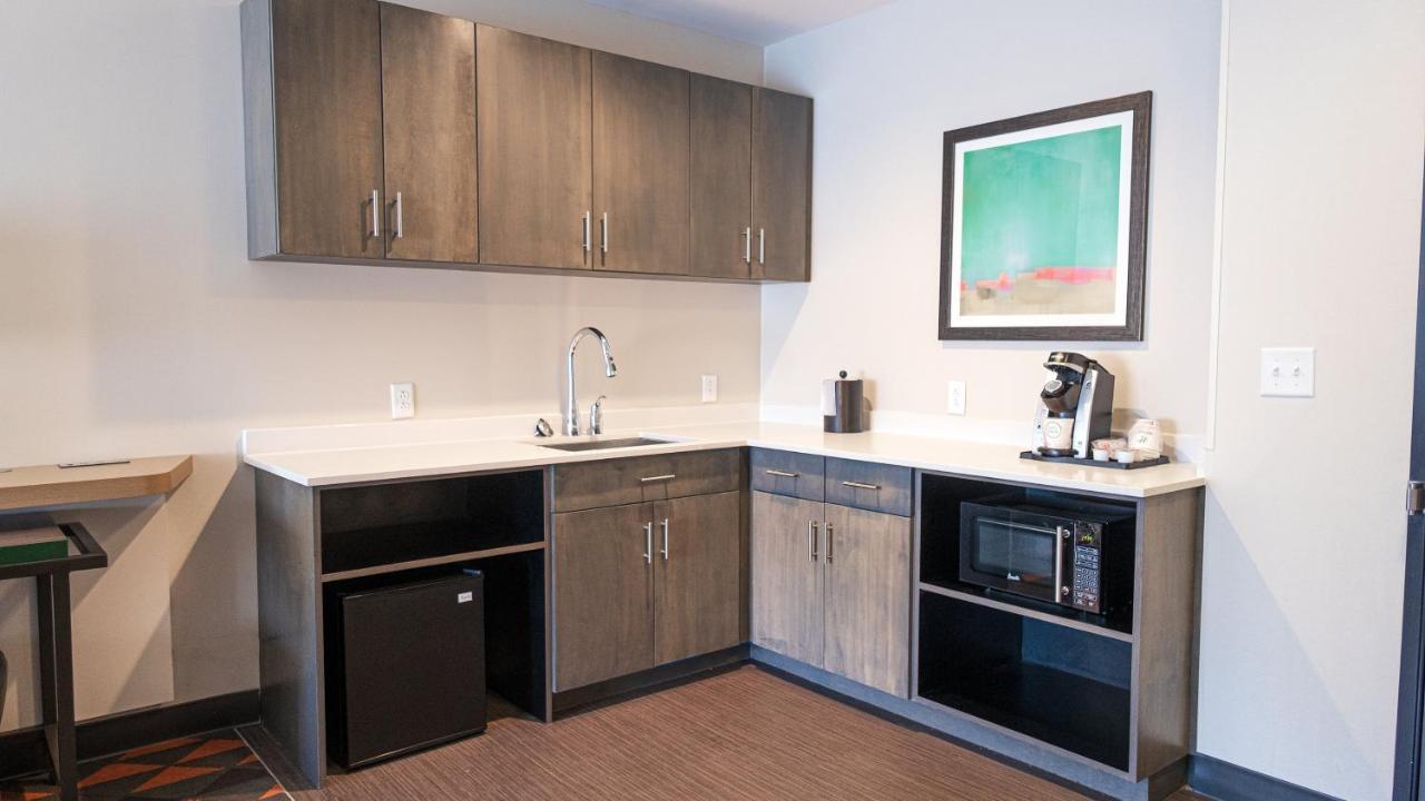 Holiday Inn & Suites Philadelphia W - Drexel Hill By Ihg Luaran gambar