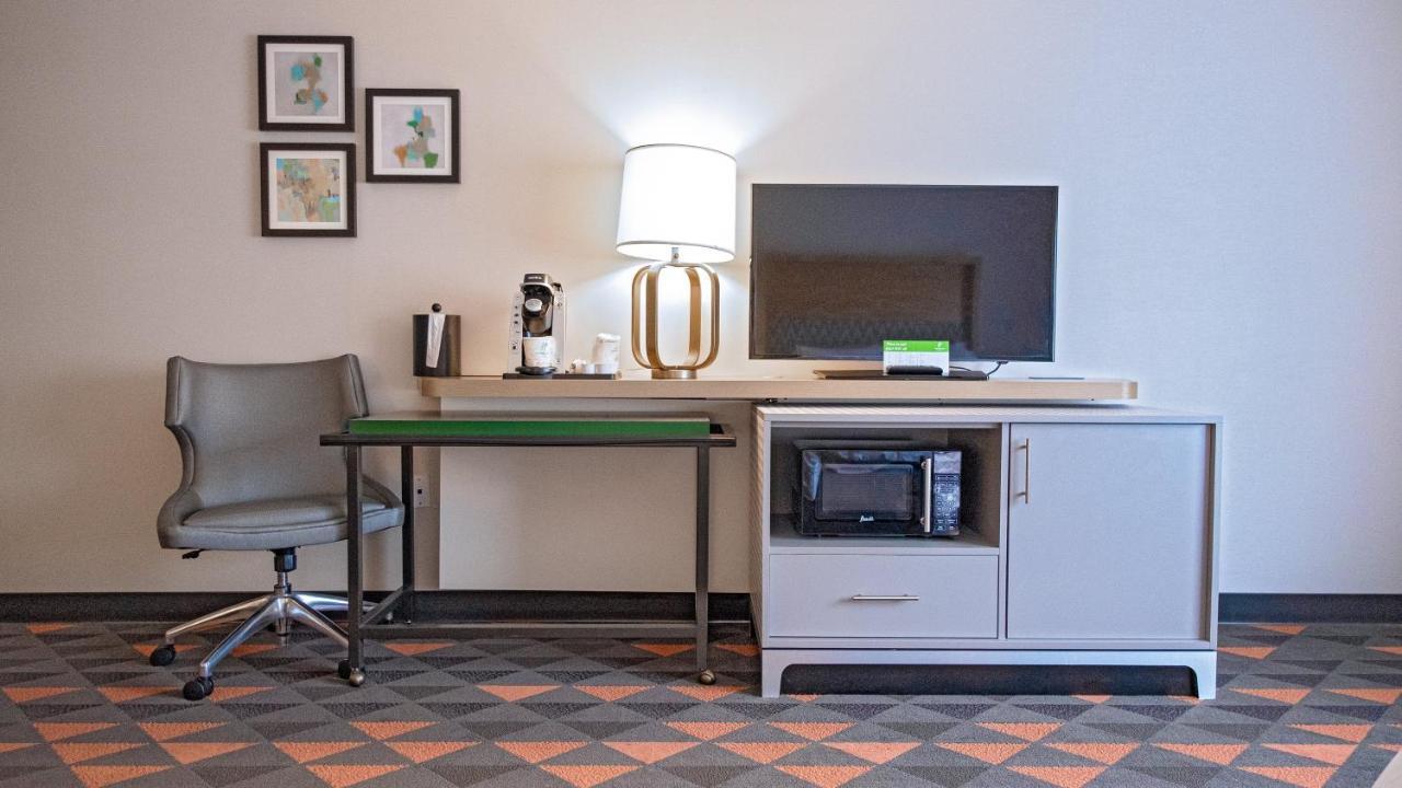 Holiday Inn & Suites Philadelphia W - Drexel Hill By Ihg Luaran gambar