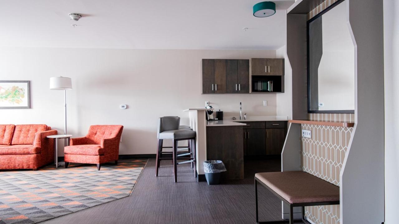 Holiday Inn & Suites Philadelphia W - Drexel Hill By Ihg Luaran gambar