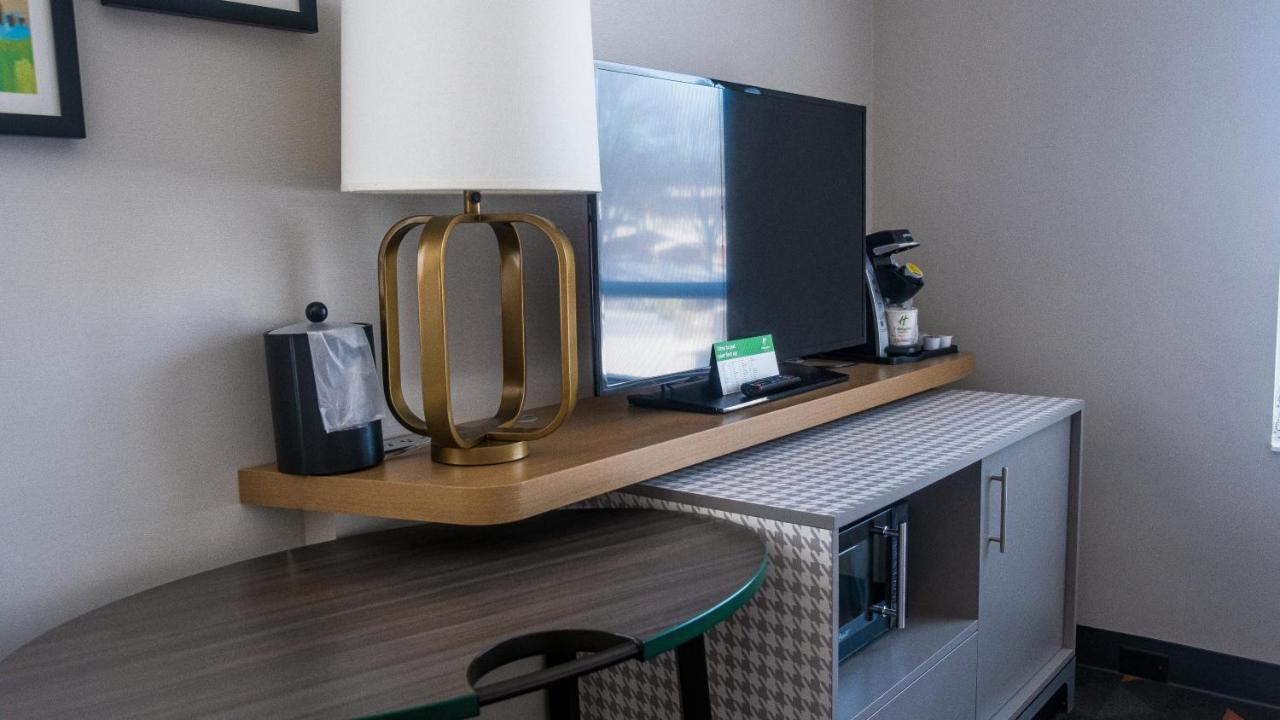 Holiday Inn & Suites Philadelphia W - Drexel Hill By Ihg Luaran gambar